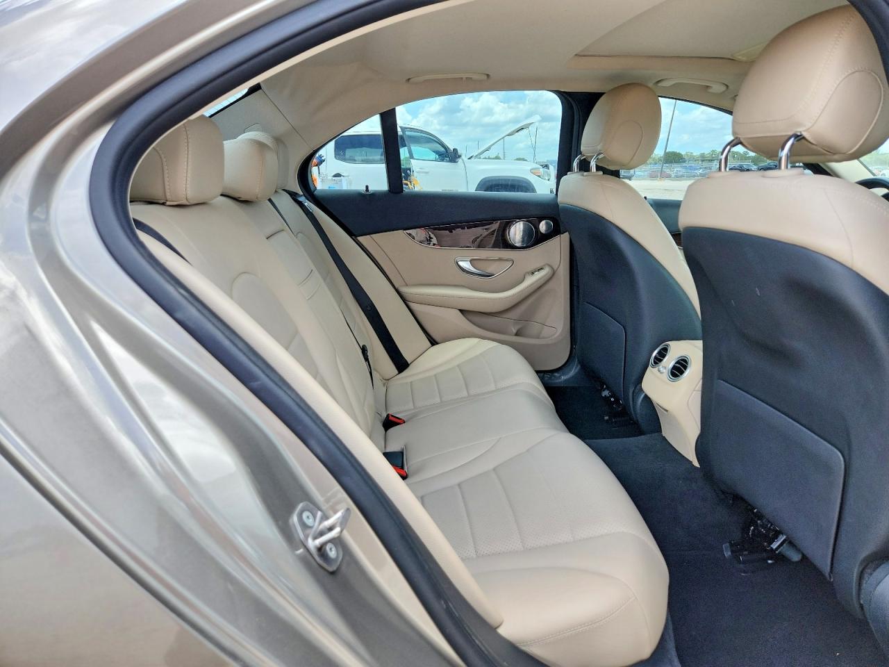 2020 MERCEDES-BENZ C C300