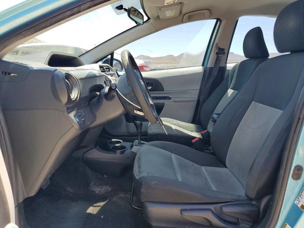 2012 TOYOTA PRIUS — DENT