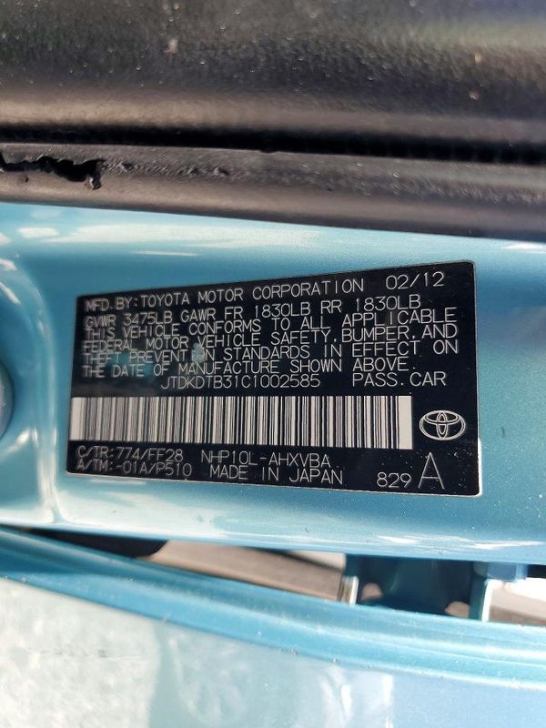 2012 TOYOTA PRIUS — VINS