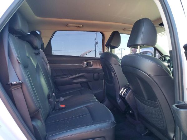 2024 KIA SORENTO