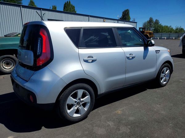 2018 KIA SOUL Base