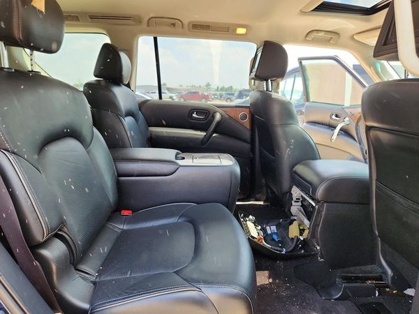 2015 INFINITI QX80