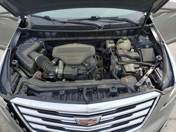 2017 CADILLAC XT5 Base