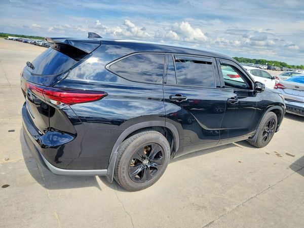 2020 TOYOTA HIGHLANDER XLE