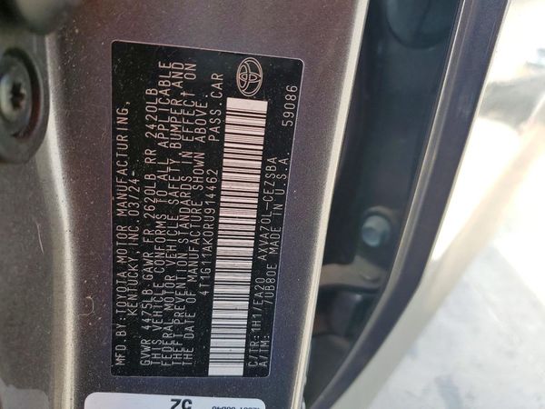 2024 TOYOTA CAMRY SE