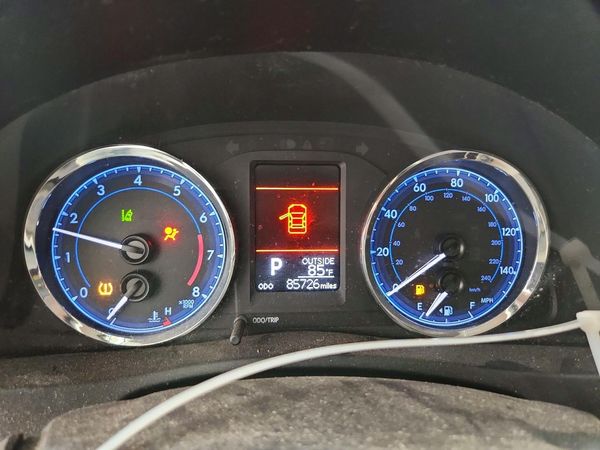2019 TOYOTA COROLLA