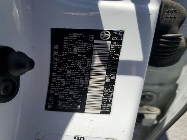 2017 TOYOTA COROLLA