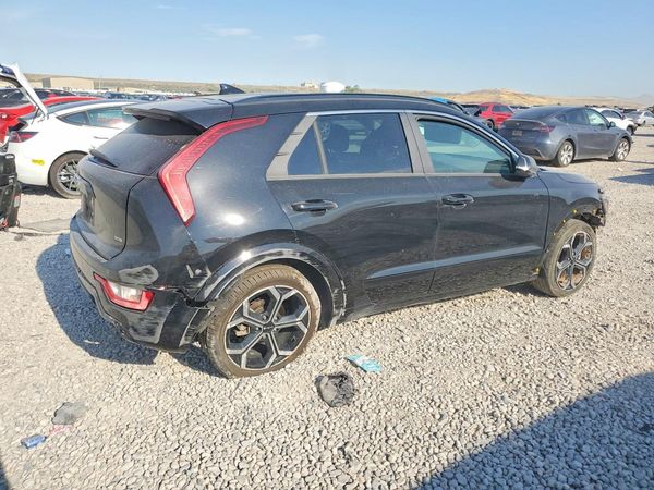 2023 KIA NIRO