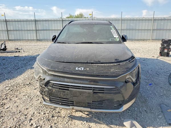 2023 KIA NIRO