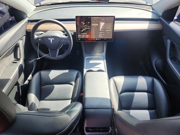 2022 TESLA MODEL Y