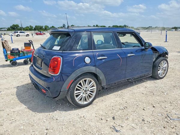 2016 MINI COOPER