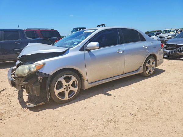 2013 TOYOTA COROLLA