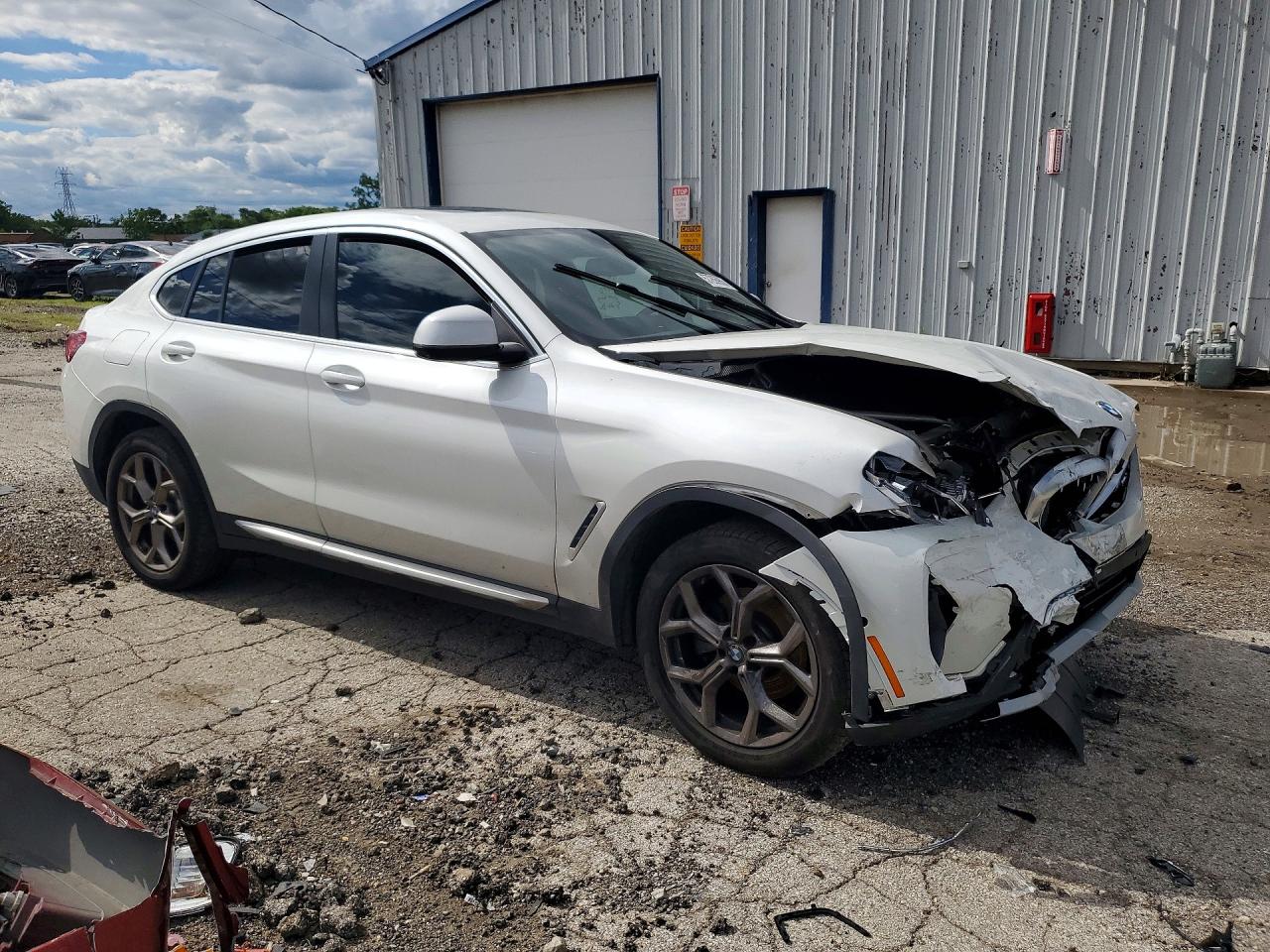 2022 BMW X4 xDrive30i