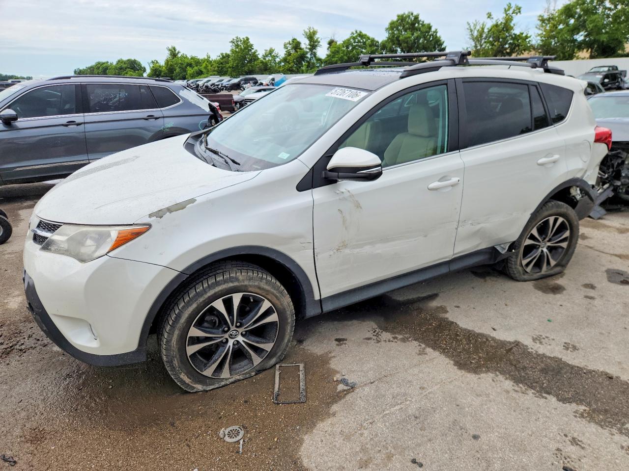 2015 TOYOTA RAV4