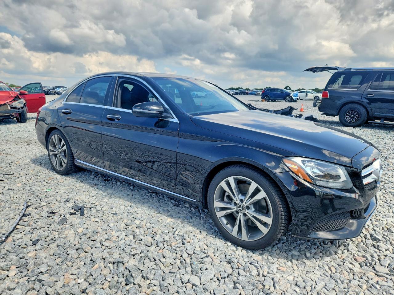 2018 MERCEDES-BENZ C C300