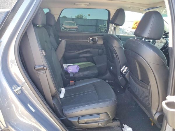 2024 KIA SORENTO