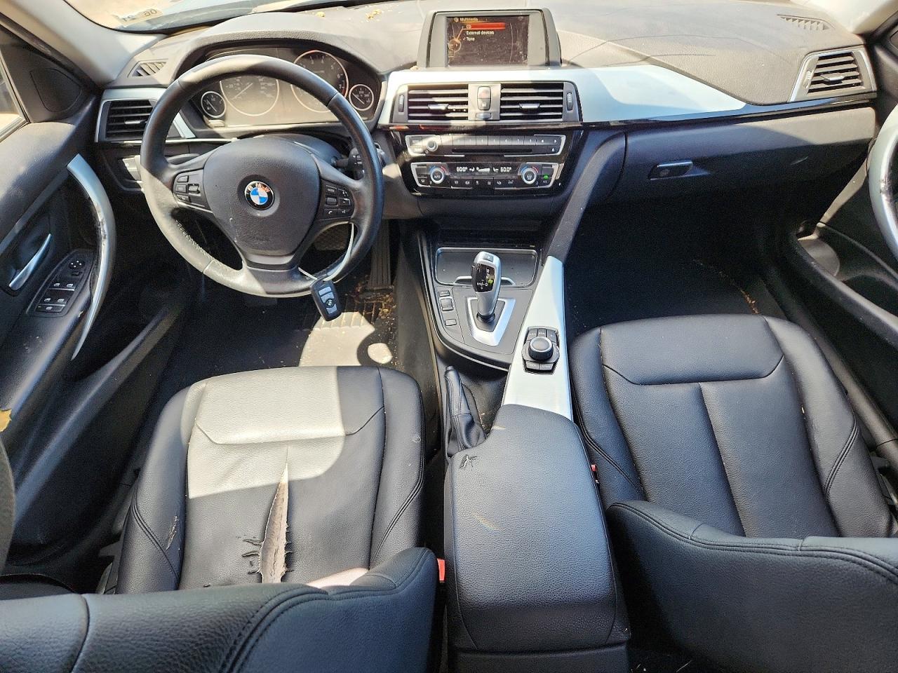 2017 BMW 320