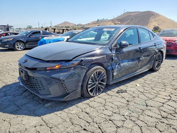 2026 TOYOTA CAMRY