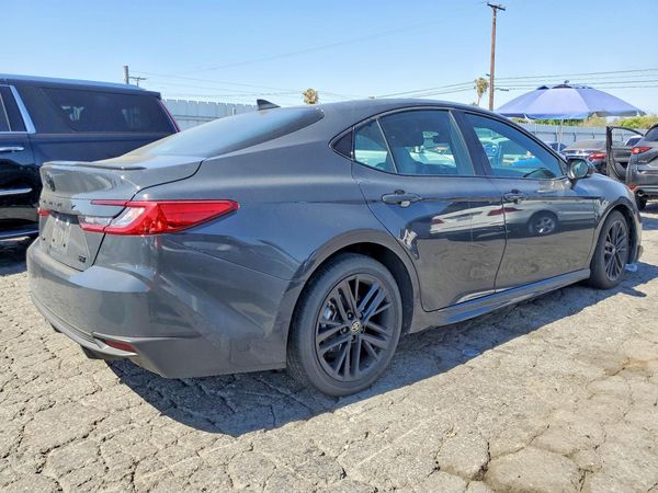 2026 TOYOTA CAMRY