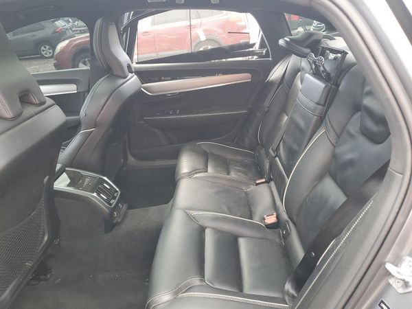 2020 VOLVO S90