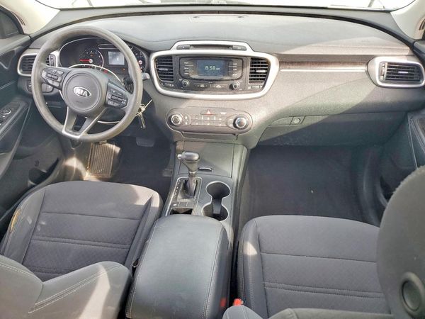 2018 KIA SORENTO L, LX