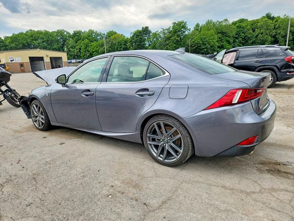 2016 LEXUS IS 300