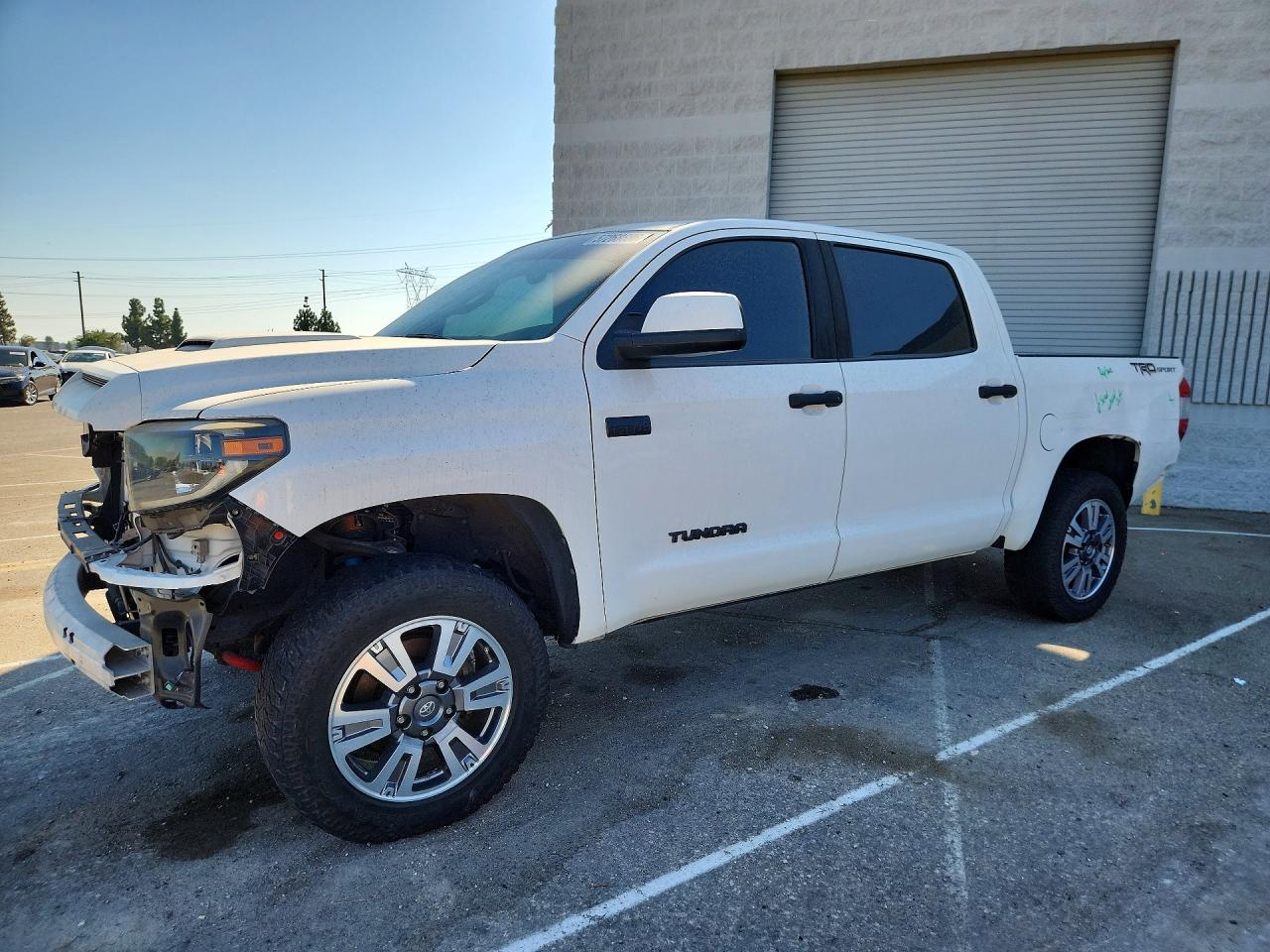 2021 TOYOTA TUNDRA SR5 grade