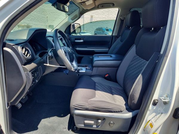 2021 TOYOTA TUNDRA SR5 grade