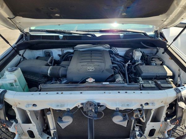 2021 TOYOTA TUNDRA SR5 grade
