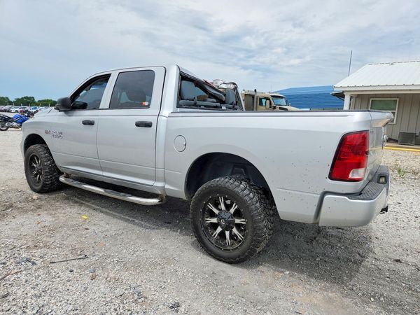 2013 RAM 1500 ST