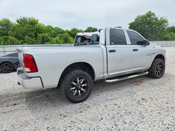 2013 RAM 1500 ST