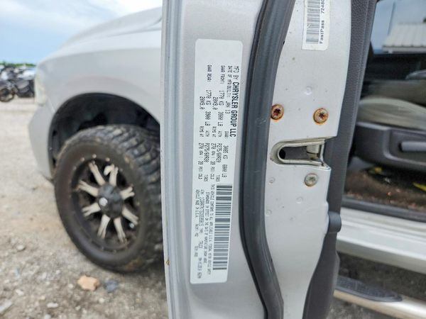 2013 RAM 1500 ST
