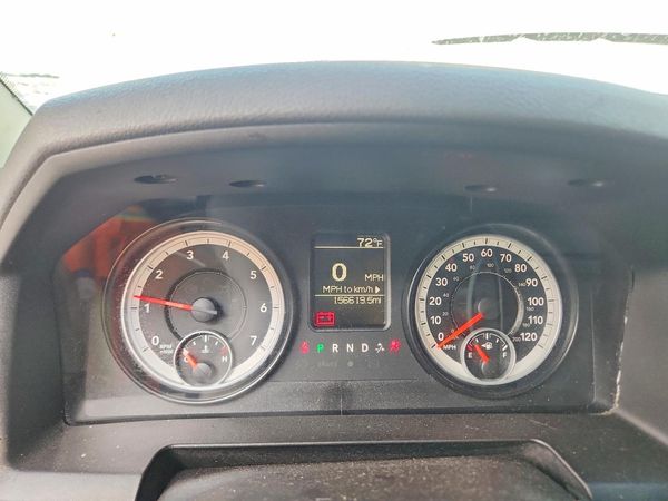 2014 RAM 1500 ST CREW CAB 4X4
