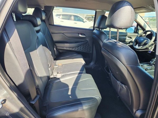 2019 HYUNDAI SANTA FE SE