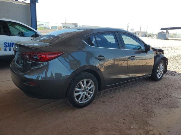 2014 MAZDA 3