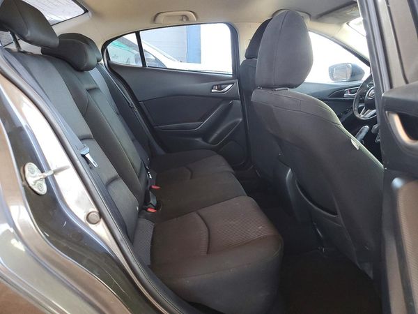2014 MAZDA 3