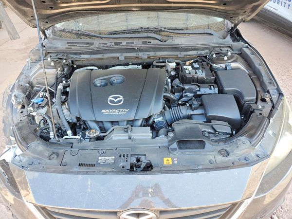 2014 MAZDA 3