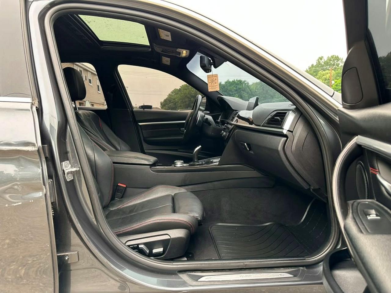 2017 BMW 330