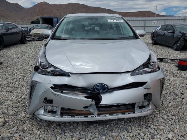 2022 TOYOTA PRIUS