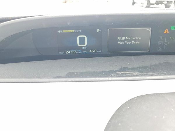 2022 TOYOTA PRIUS