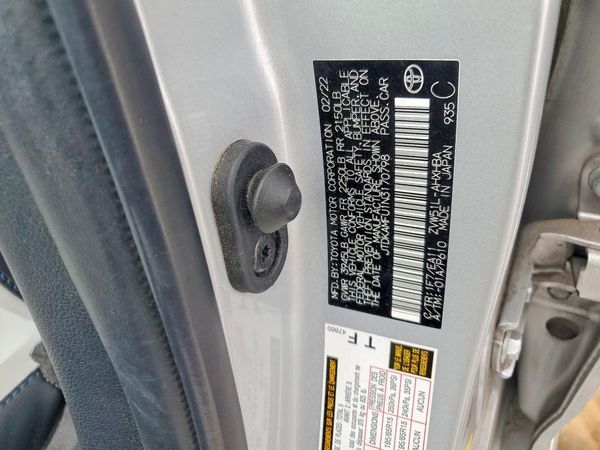 2022 TOYOTA PRIUS