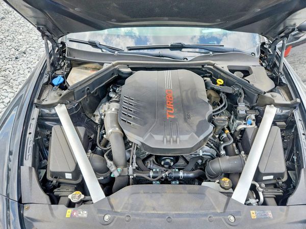 2019 KIA STINGER GT2