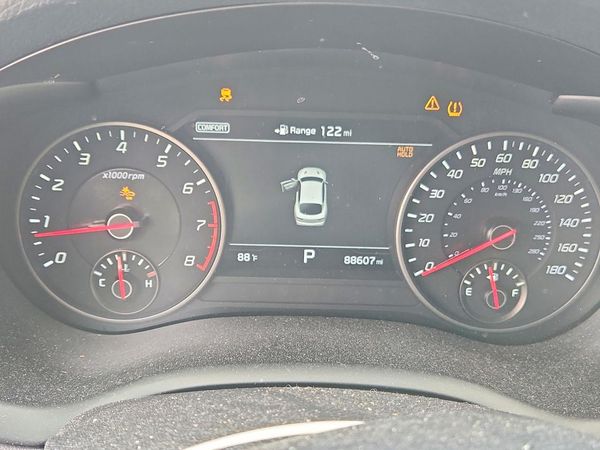 2019 KIA STINGER GT2