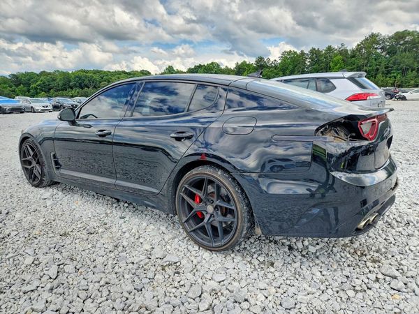 2019 KIA STINGER GT2