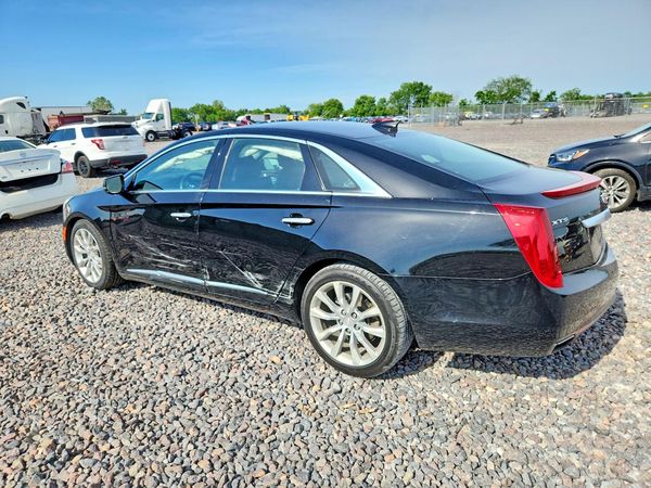 2017 CADILLAC XTS Luxury