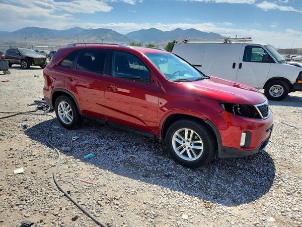 2015 KIA SORENTO GL