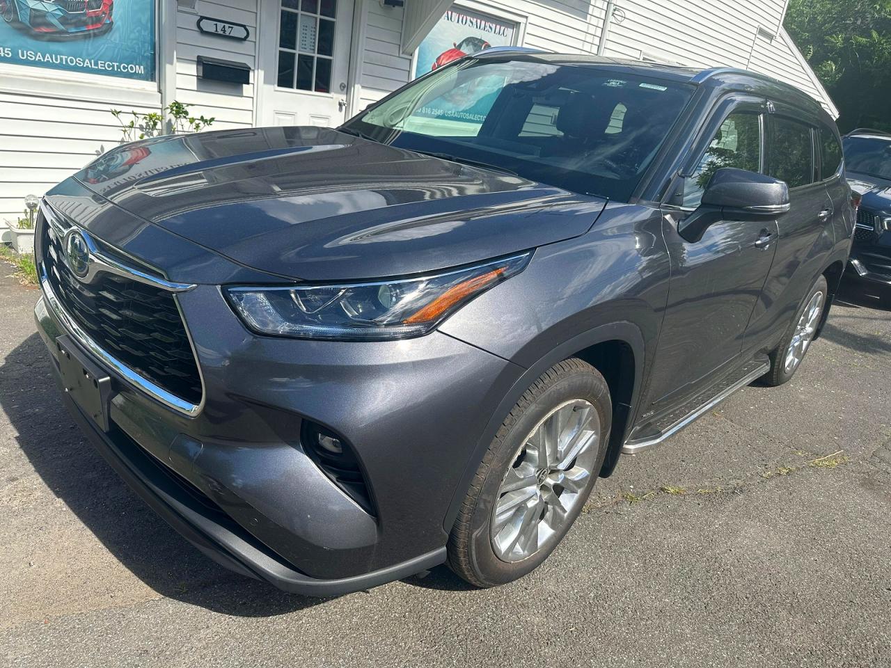 2023 TOYOTA HIGHLANDER Limited