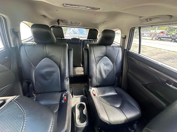 2023 TOYOTA HIGHLANDER Limited