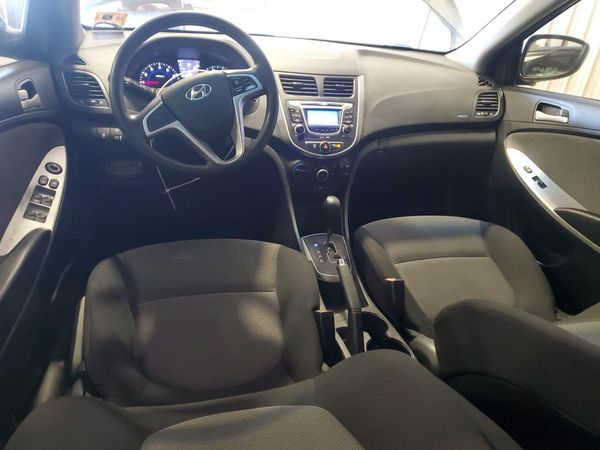 2012 HYUNDAI ACCENT