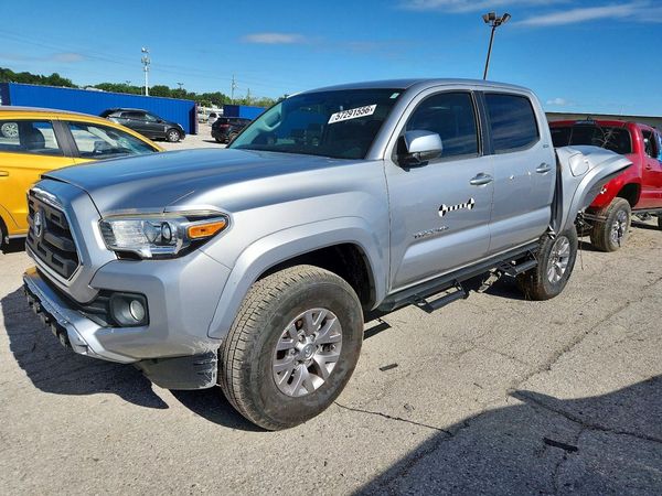 2017 TOYOTA TACOMA — Front 3/4